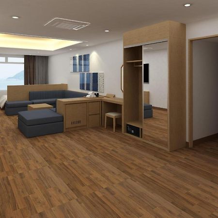 B&Beach Tourist Hotel ยอซู ภายนอก รูปภาพ