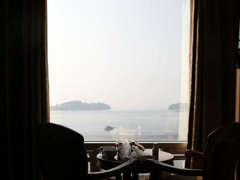 B&Beach Tourist Hotel ยอซู ภายนอก รูปภาพ